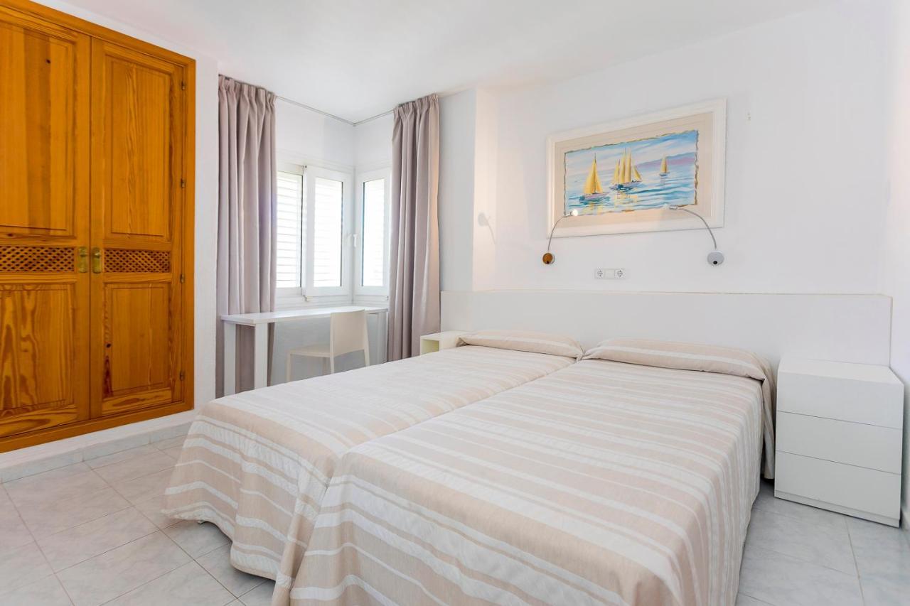 סנטה אאולריה דס ריו Aparthotel Duquesa Playa מראה חיצוני תמונה