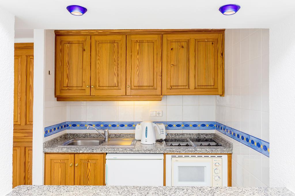 סנטה אאולריה דס ריו Aparthotel Duquesa Playa מראה חיצוני תמונה