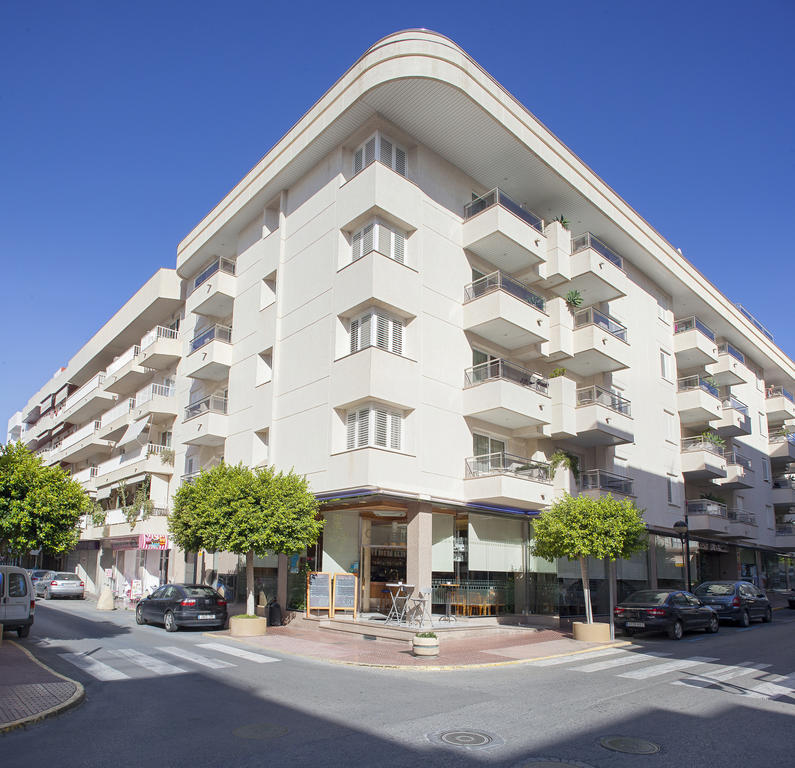 סנטה אאולריה דס ריו Aparthotel Duquesa Playa מראה חיצוני תמונה